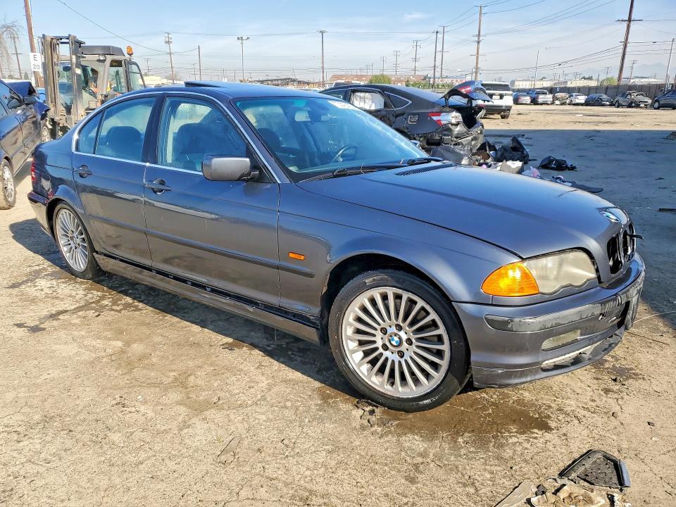 2001 BMW 330 i