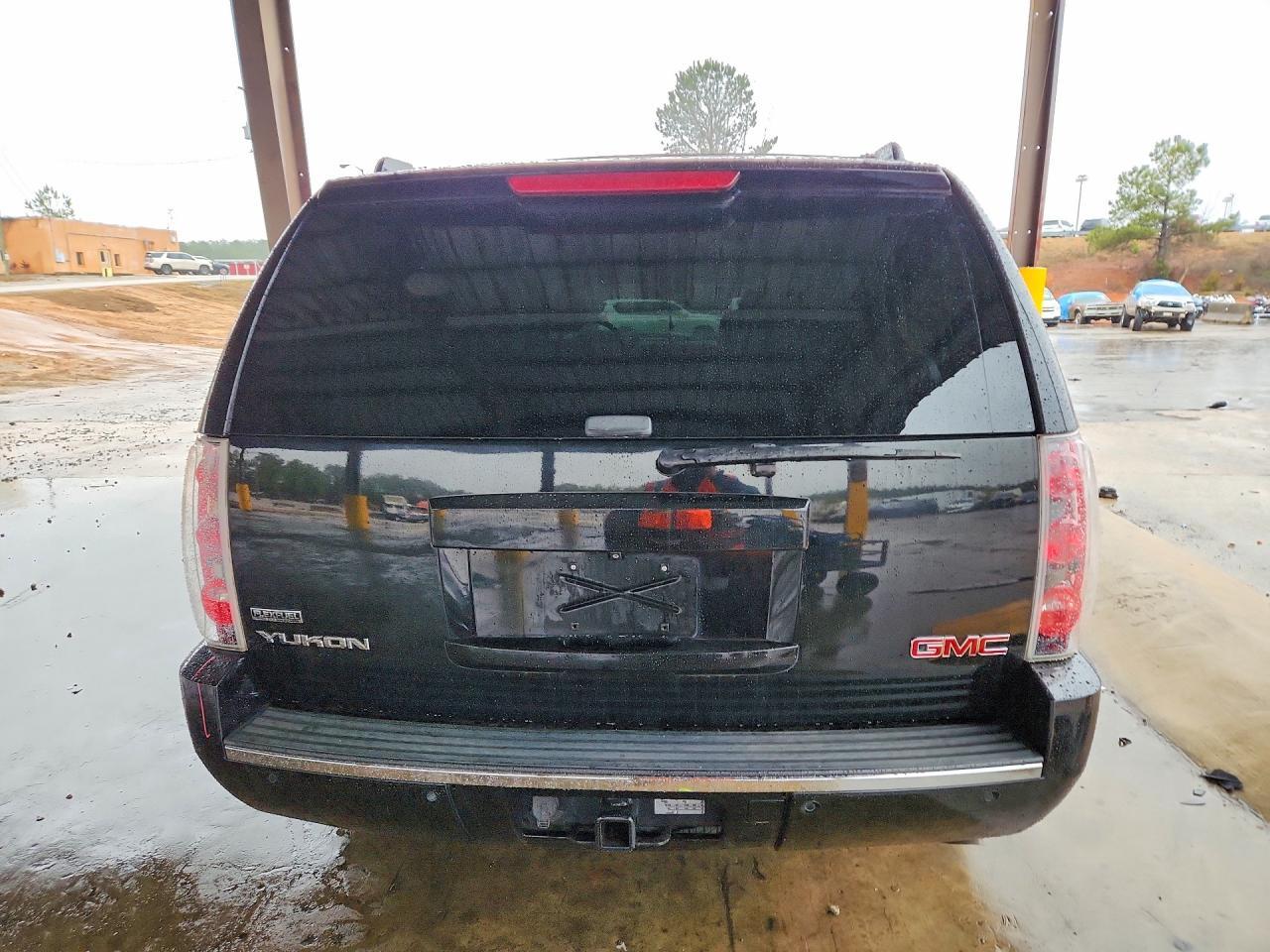 2011 GMC Yukon Denali
