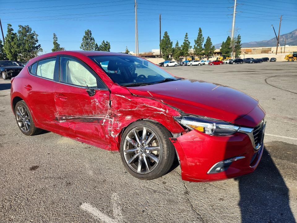 2018 Mazda 3 Grand Touring