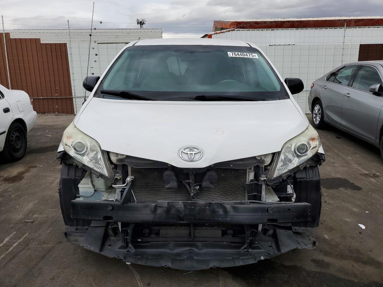 2014 Toyota Sienna