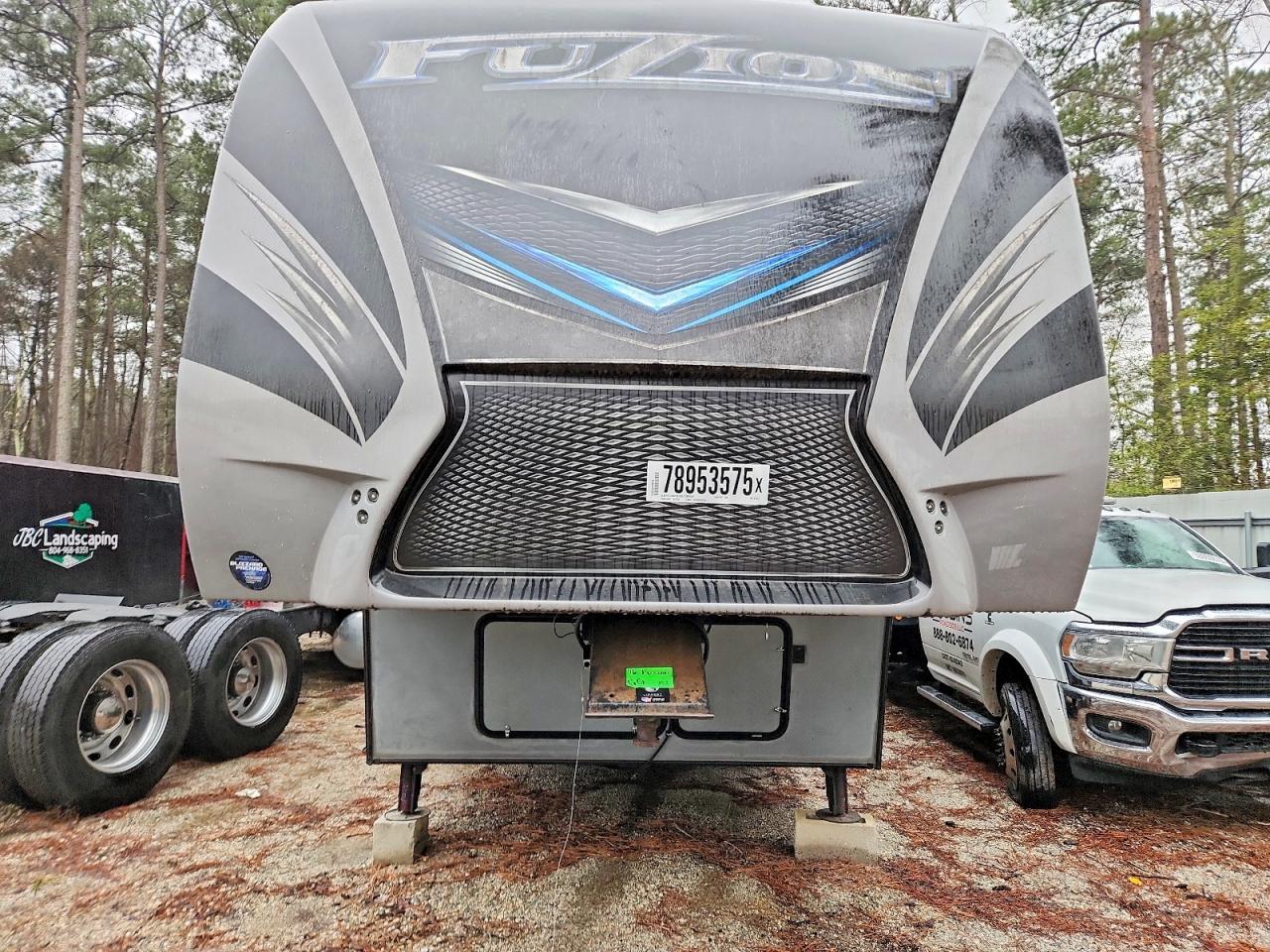 2016 Keystone Fuzion Camper