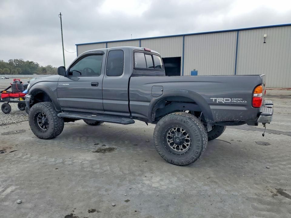 2004 Toyota Tacoma Xtracab