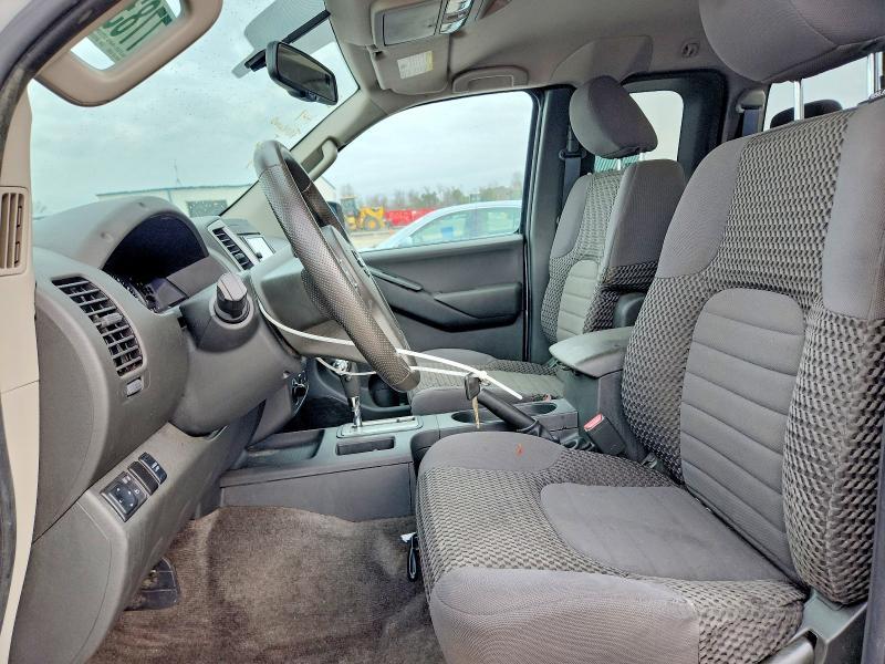 2012 Nissan Frontier sv