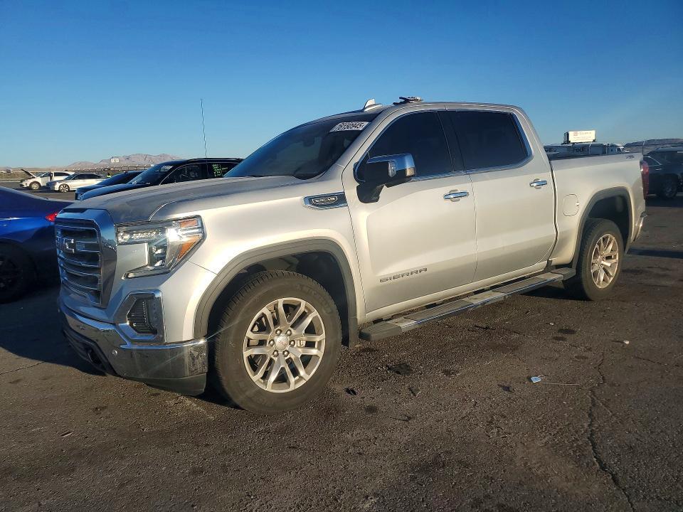 2020 GMC Sierra K1500 slt