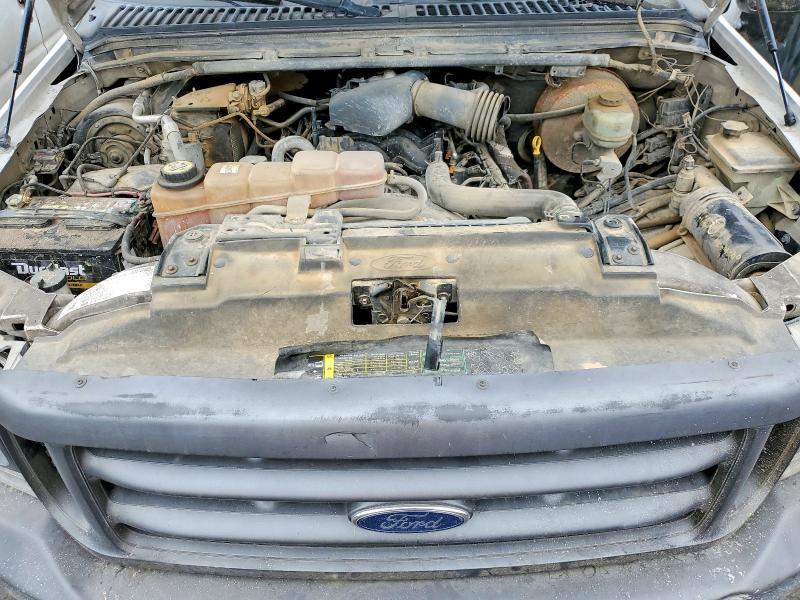 2003 Ford F250 Super Duty Flatbed Truck