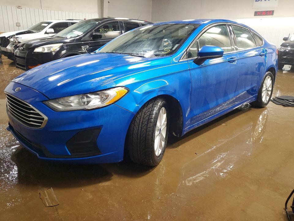 2020 Ford Fusion se