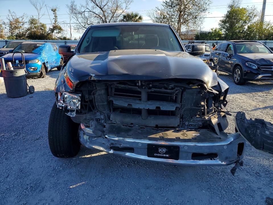2017 Dodge Ram 1500 slt