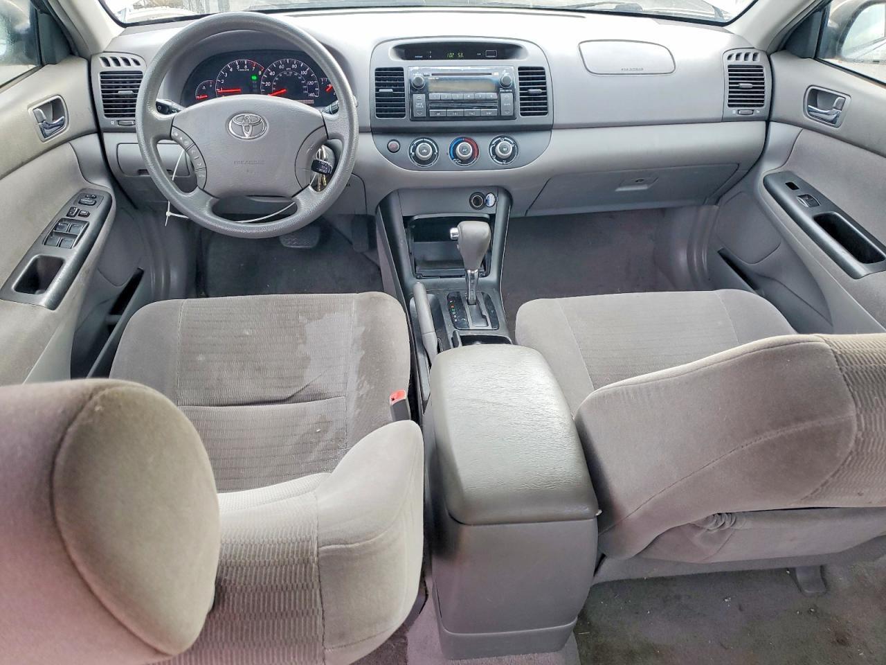 2006 Toyota Camry le