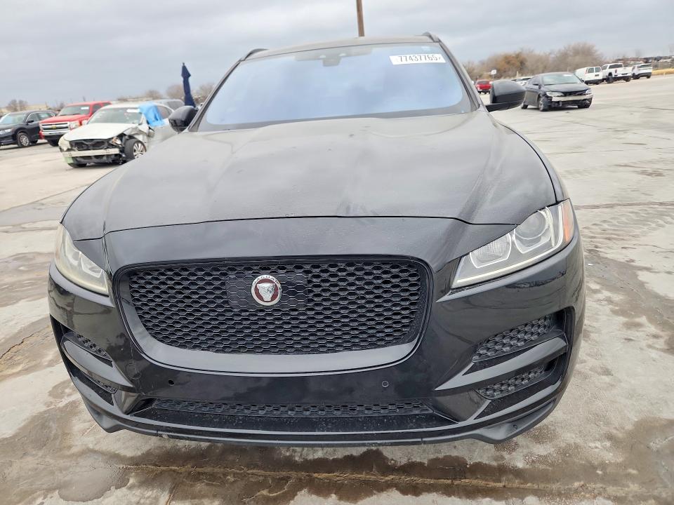 2019 Jaguar F-pace Premium