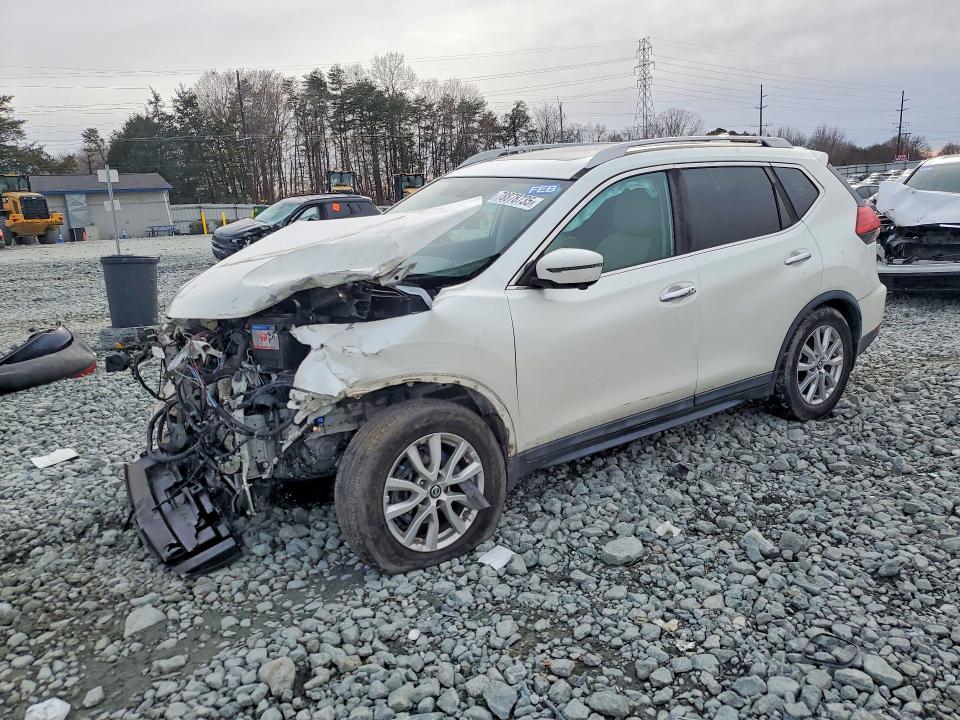 2017 Nissan Rogue sv