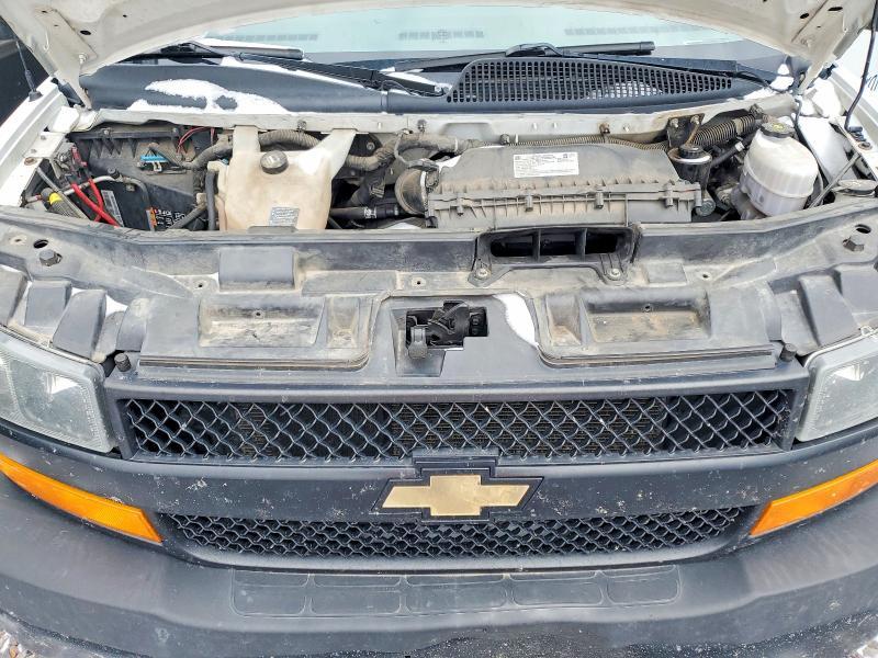 2018 Chevrolet Express BOX Truck