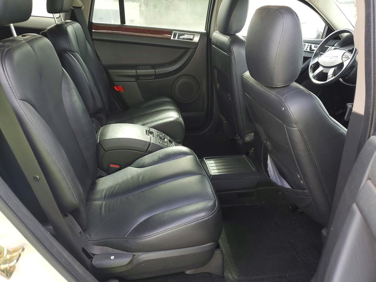2005 Chrysler Pacifica Touring
