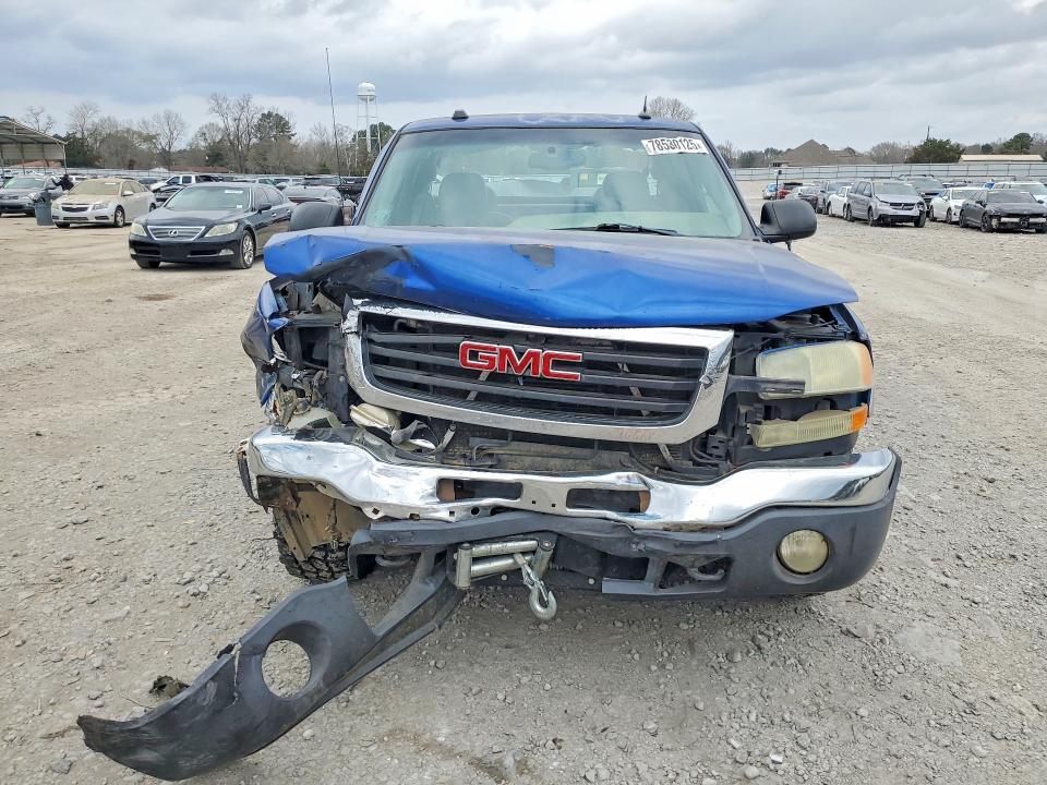 2004 GMC New Sierra