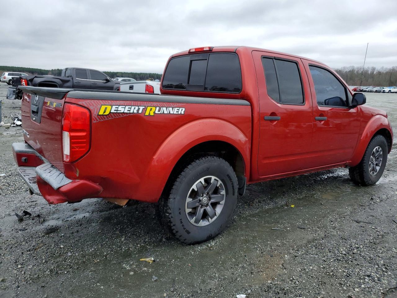 2015 Nissan Frontier Desert Runner