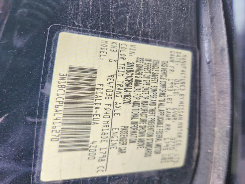 2010 Nissan Versa 1.8 s