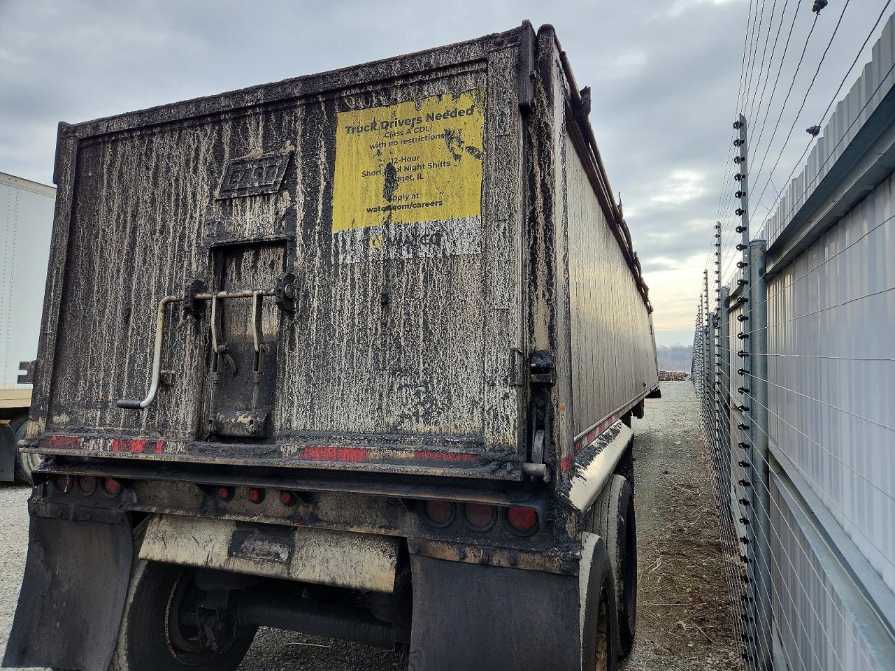 2020 East Manufacturing END Dump Trailer