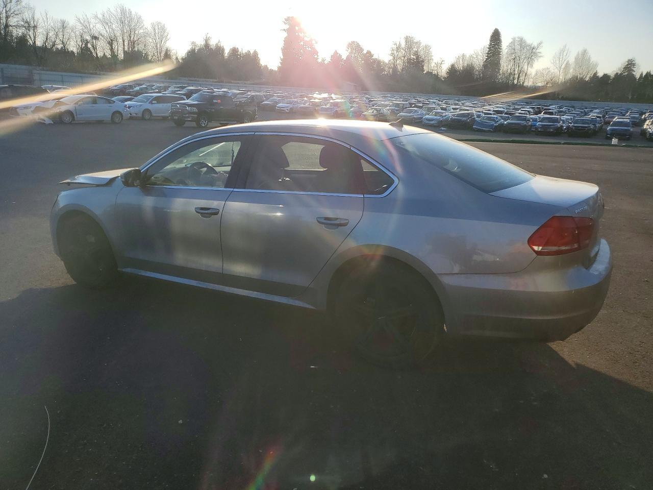 2013 Volkswagen Passat se