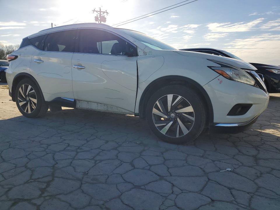 2015 Niss Murano Platinum