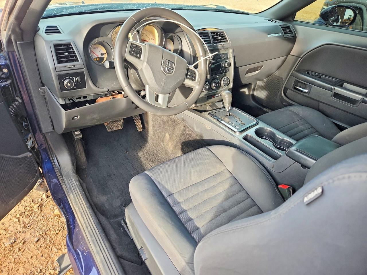 2014 Dodge Challenger r