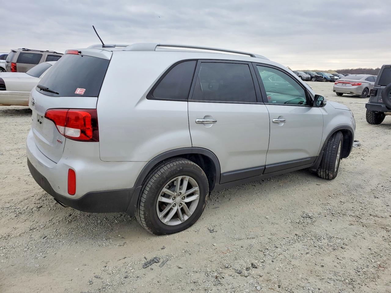 2014 KIA Sorento lx