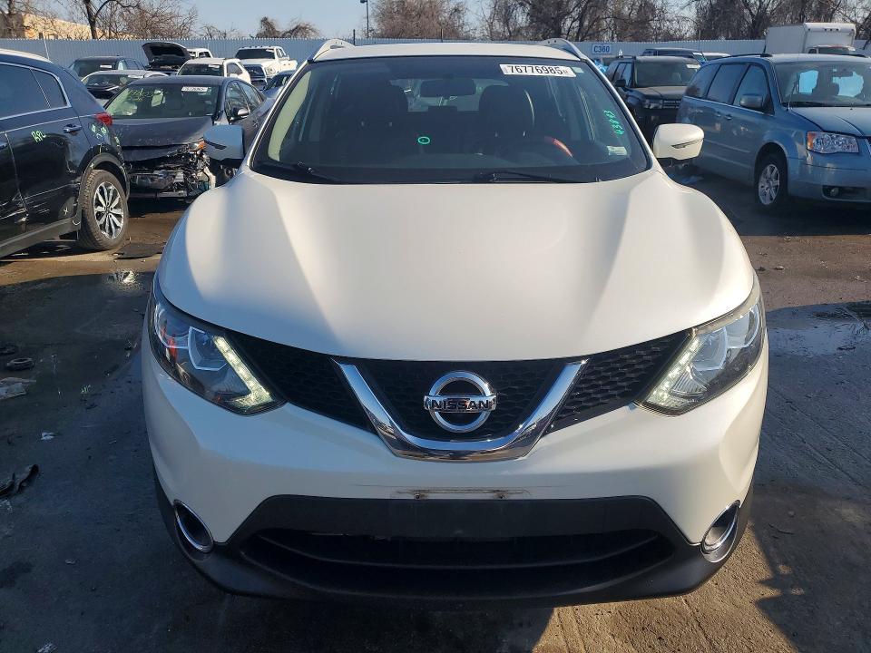 2017 Nissan Rogue Sport s