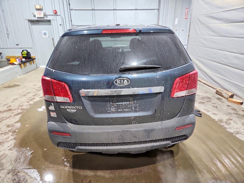 2011 KIA Sorento lx