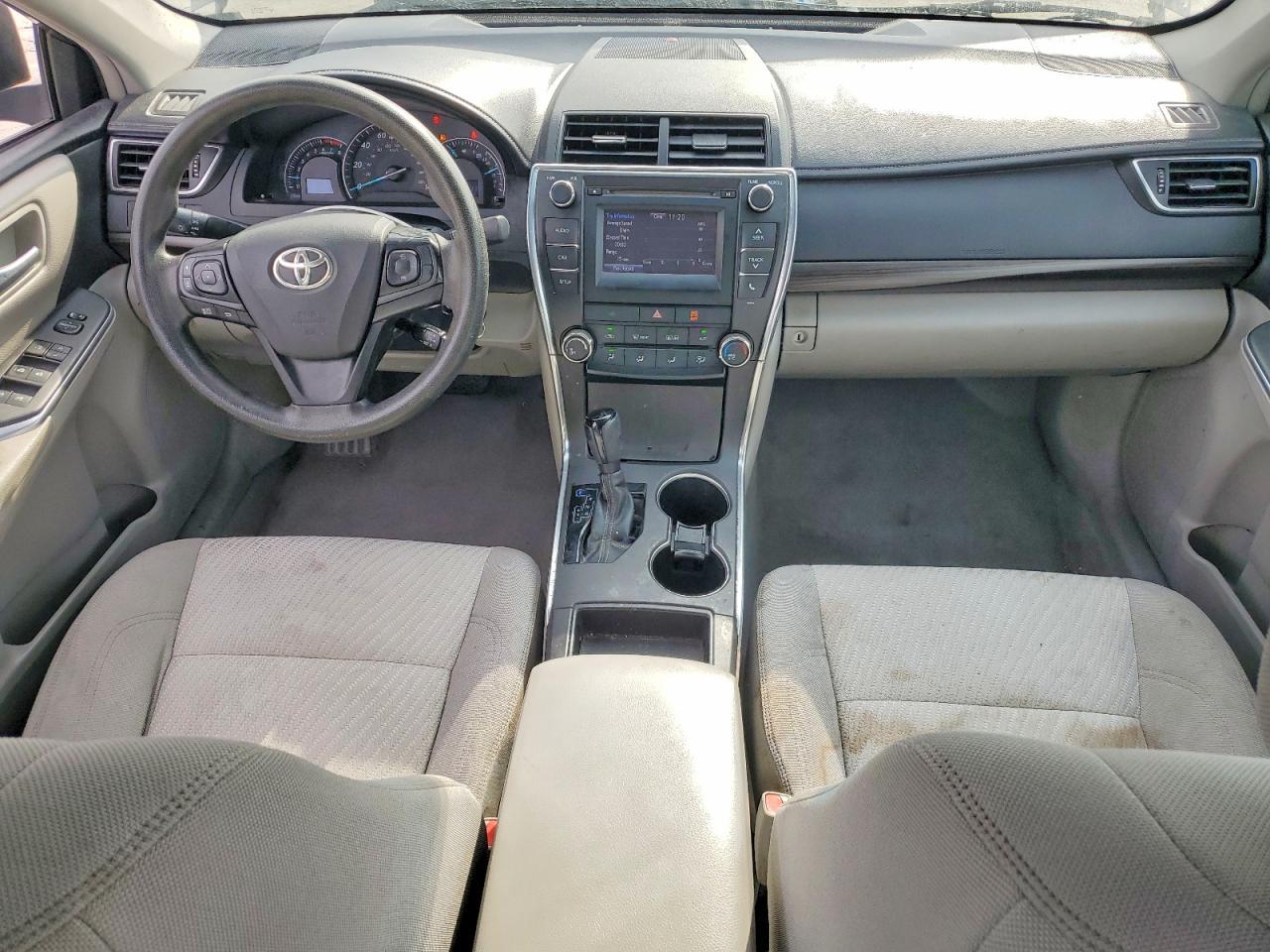 2015 Toyota Camry le