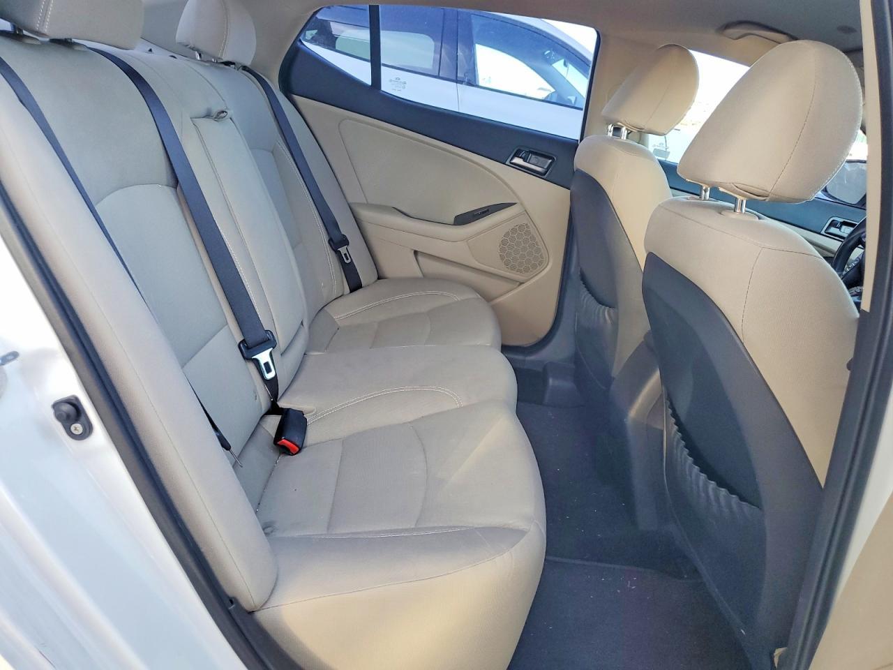 2012 KIA Optima lx