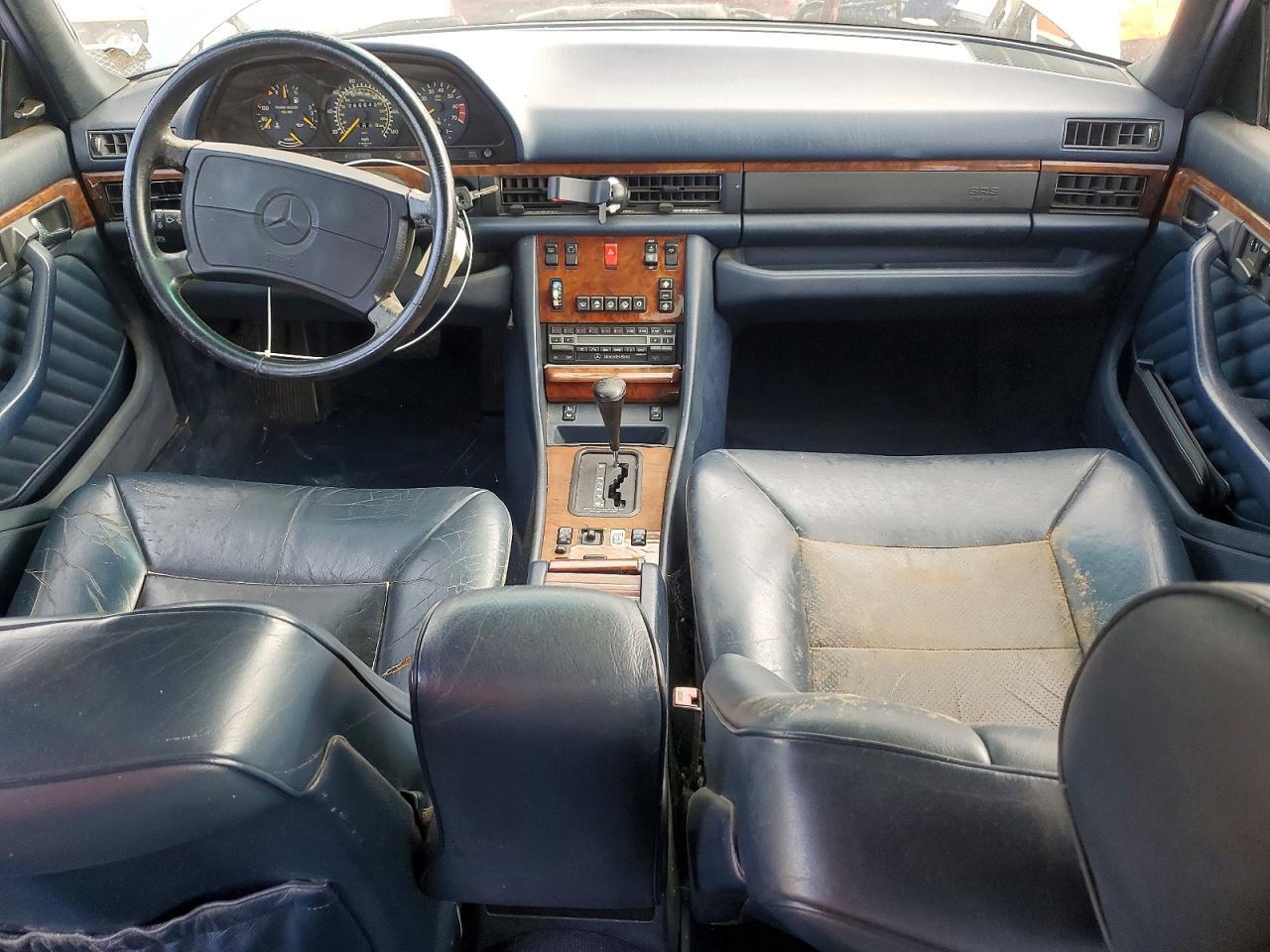 1990 Mercedes-Benz 560 sel