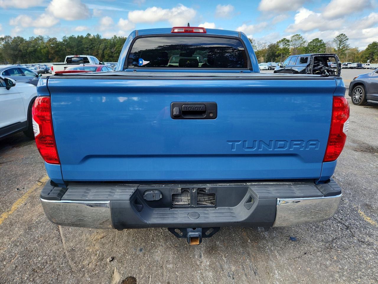 2020 Toyota Tundra Crewmax SR5