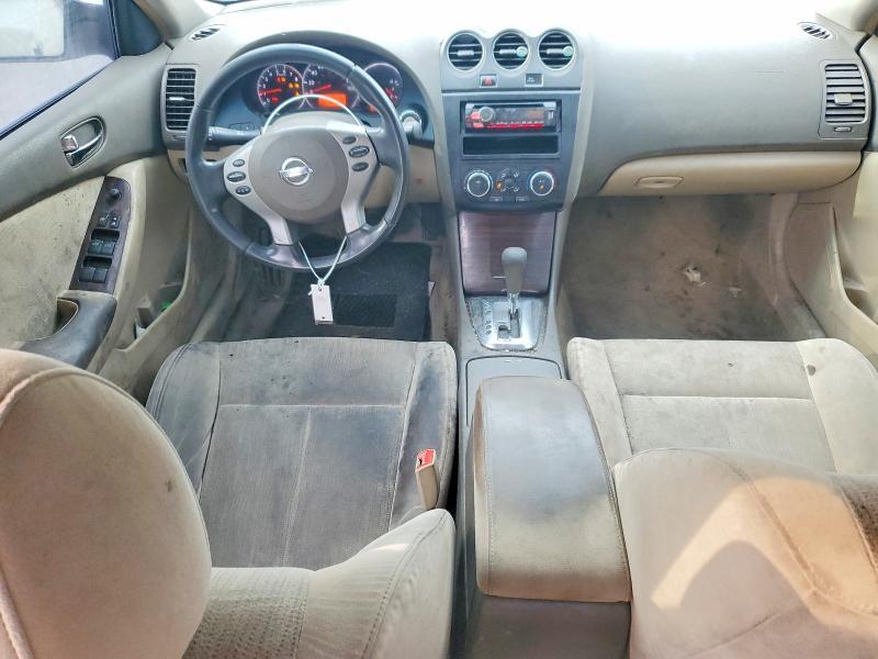 2010 Nissan Altima Base