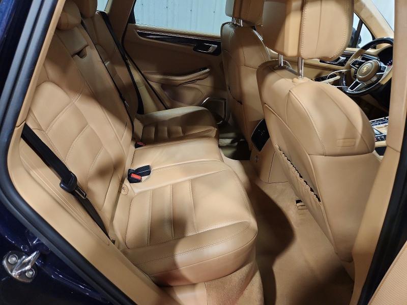2015 Porsche Macan Turbo