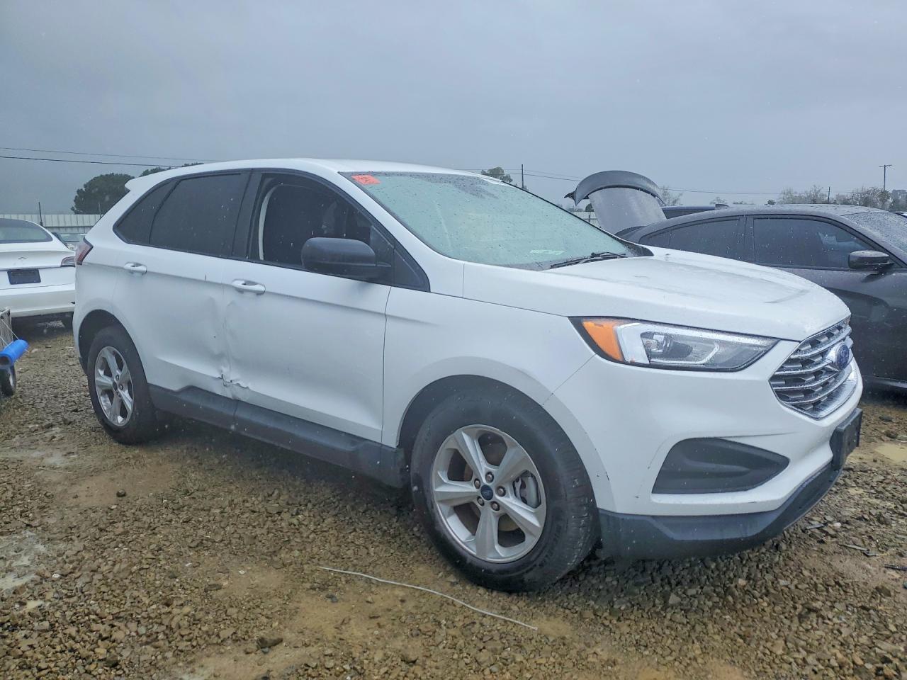 2020 Ford Edge se