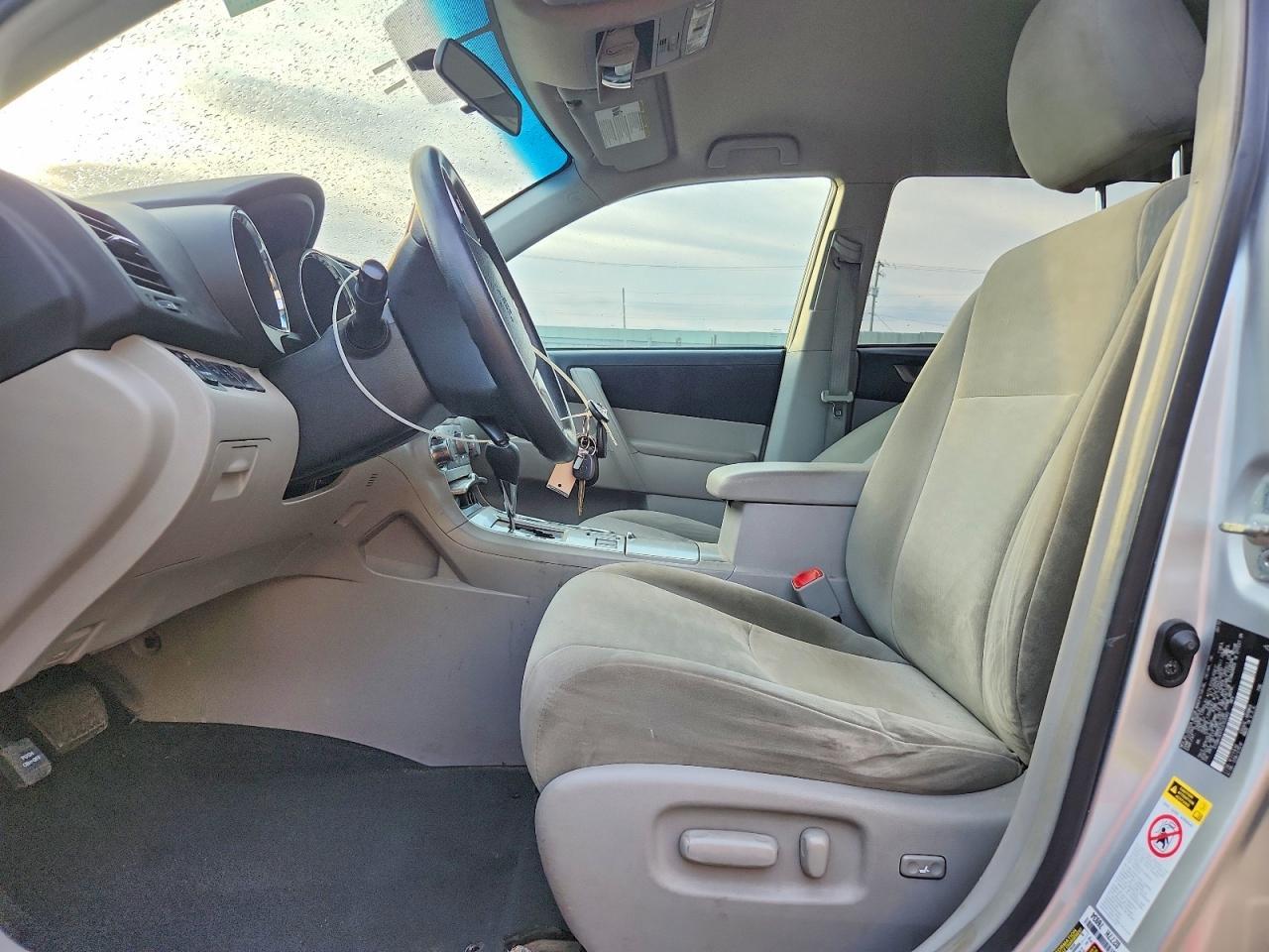 2012 Toyota Highlander Base