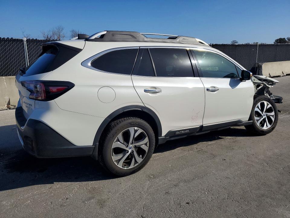 2020 Subaru Outback Touring