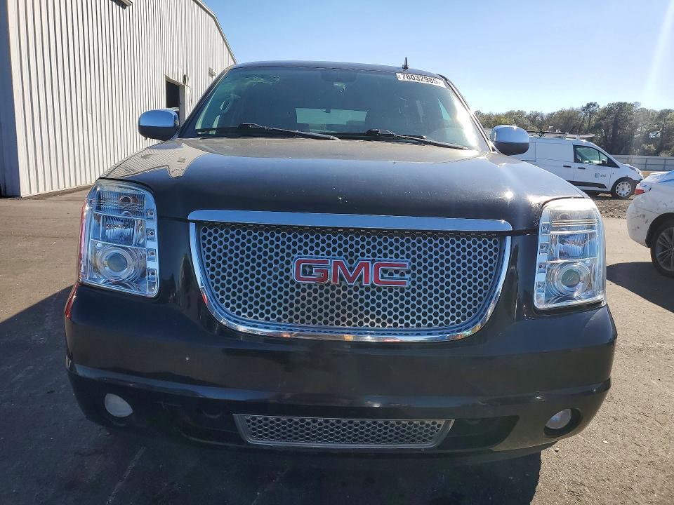 2011 GMC Yukon