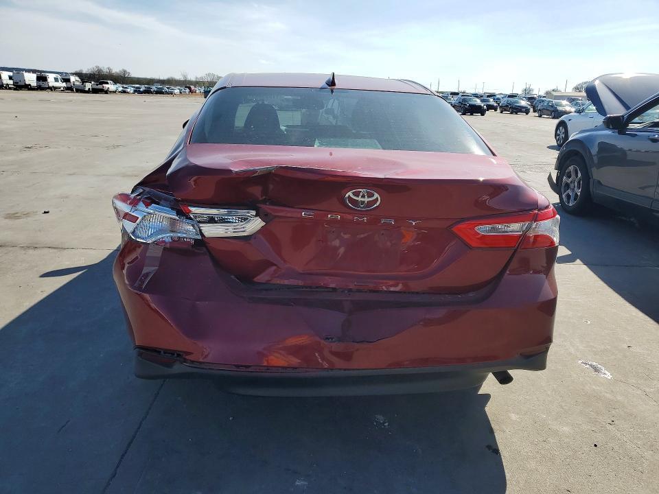 2020 Toyota Camry le