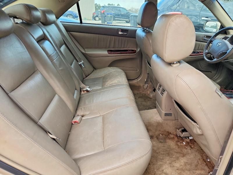 2005 Toyota Camry le