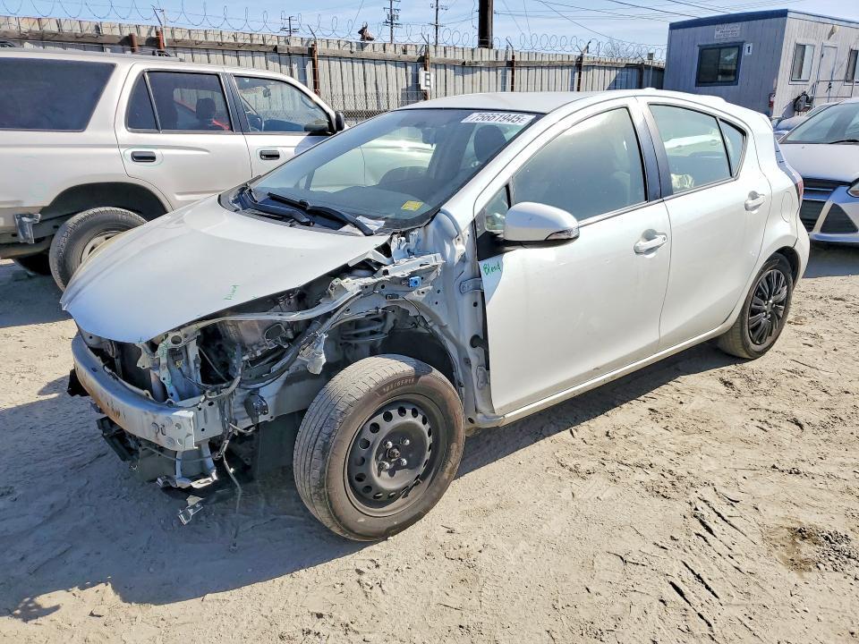 2015 Toyota Prius c