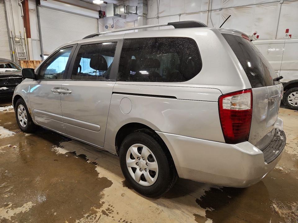 2009 KIA Sedona lx