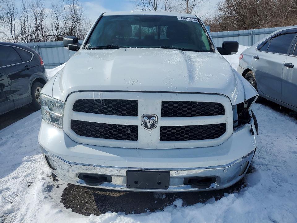 2017 Ram Trucks 1500 slt