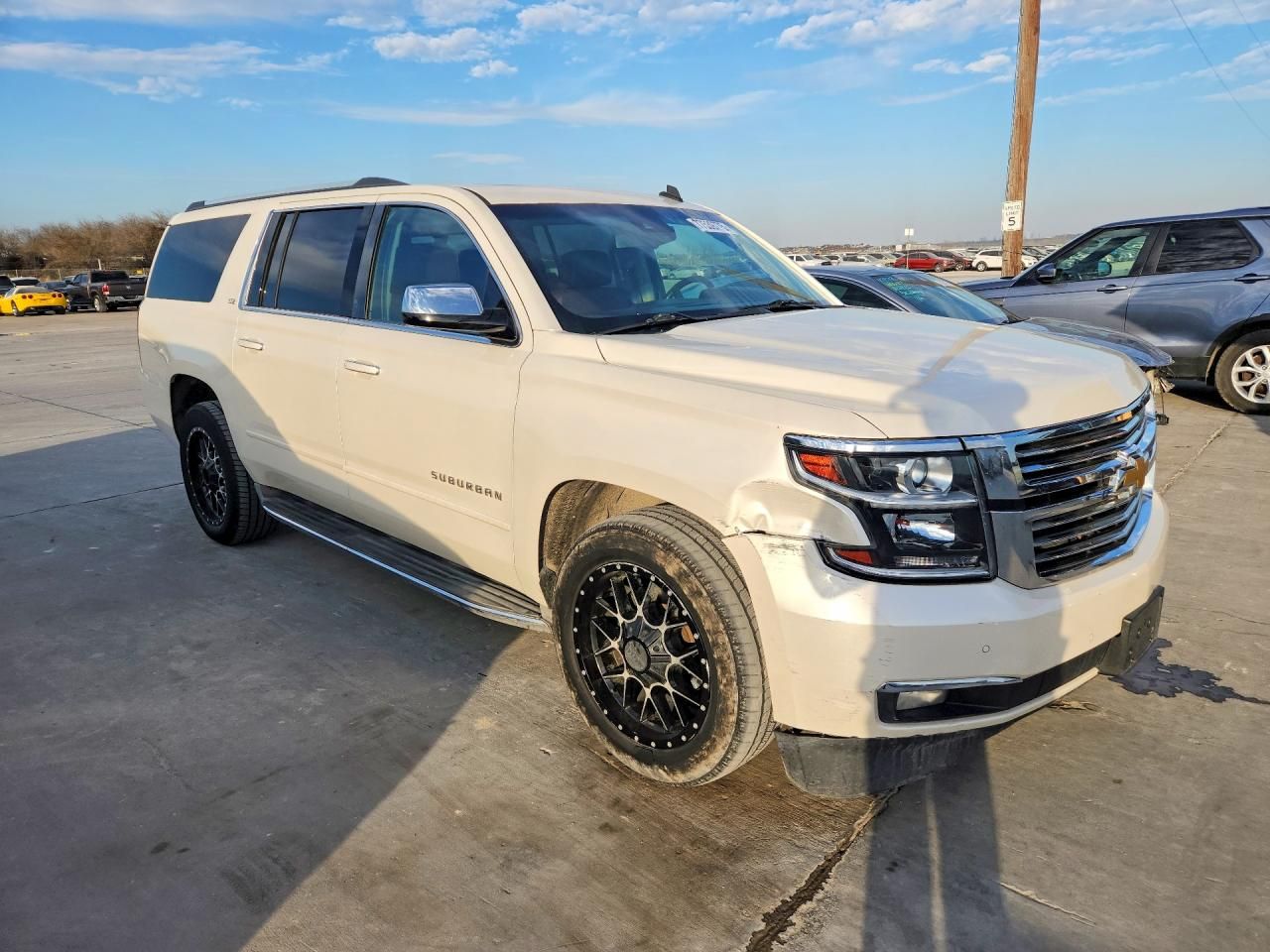 2015 Chevrolet Suburban C1500 ltz