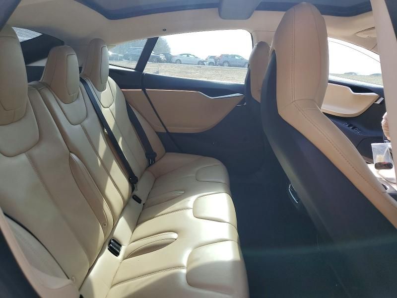 2015 Tesla Model s 85D