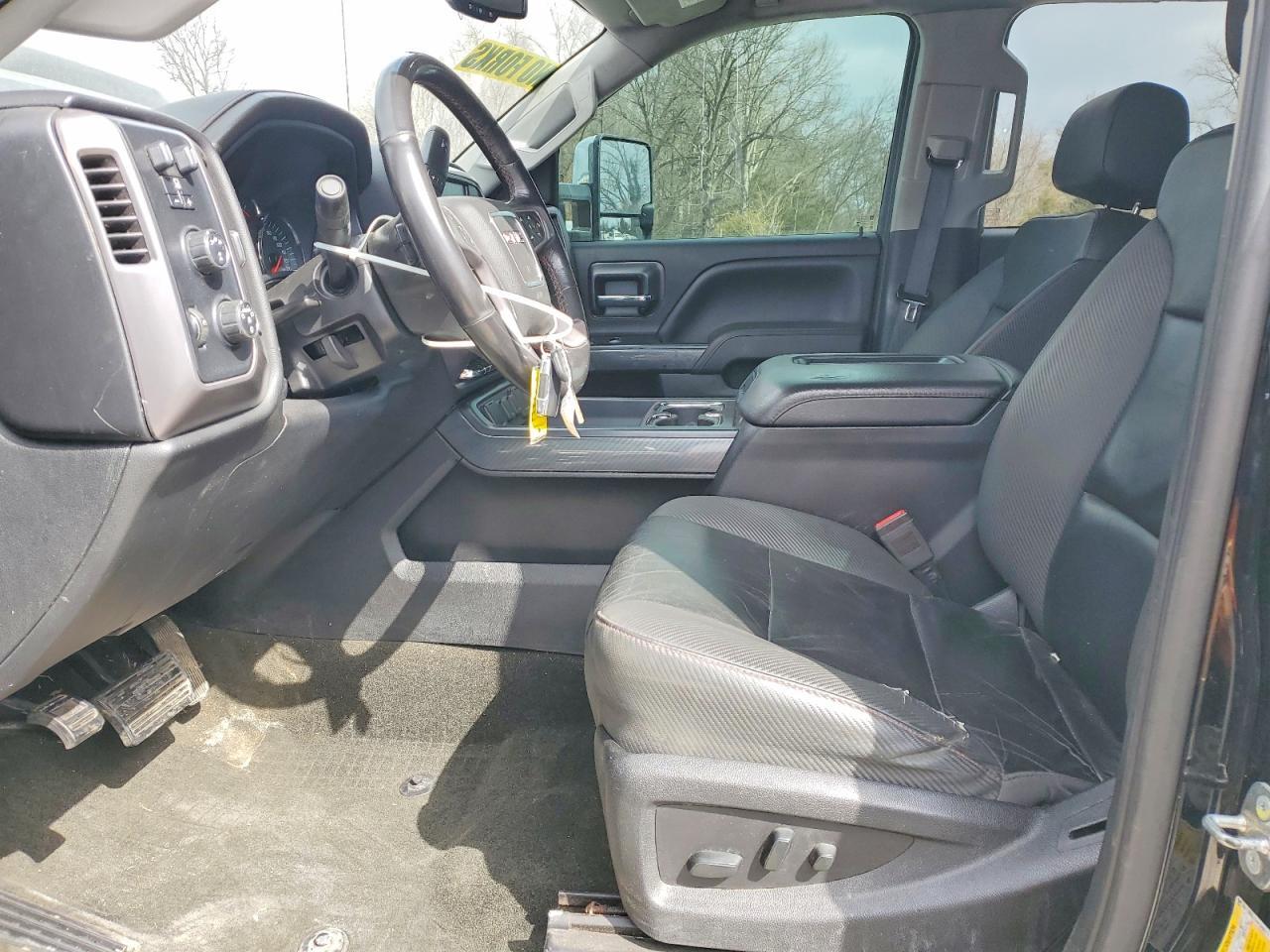 2017 GMC Sierra K2500 SLT