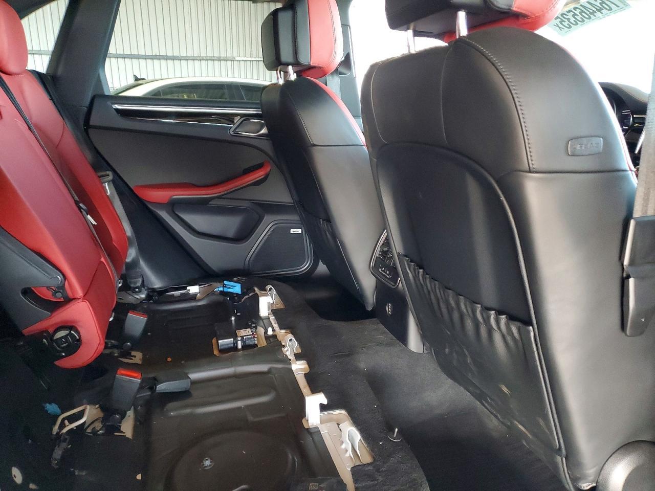 2019 Porsche Macan