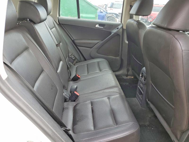 2016 Volkswagen Tiguan s