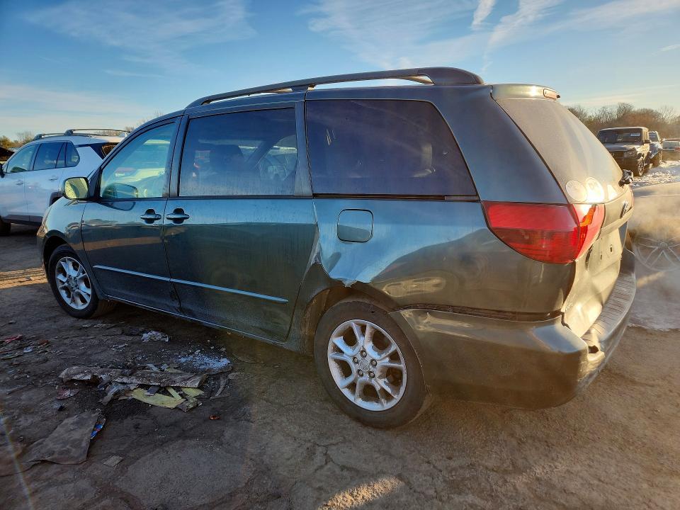 2005 Toyota Sienna