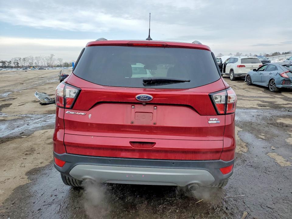 2018 Ford Escape sel