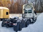 2022 Freightliner Cascadia 126 Semi Truck