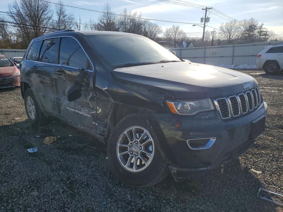 2020 Jeep Grand Cherokee Laredo